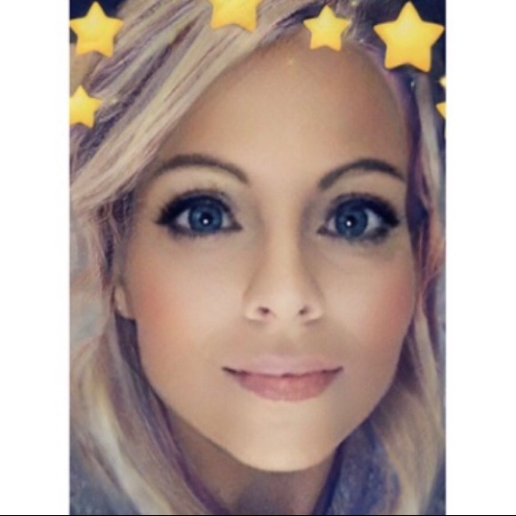 Meet your Posher, Deanie - Picture 1 of 5